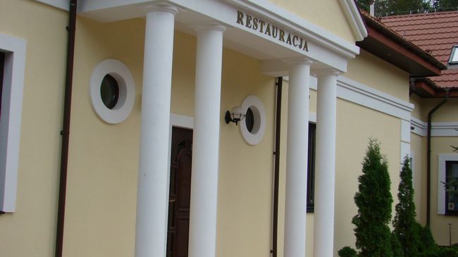 Dwor Konstancin Hotel Luaran gambar